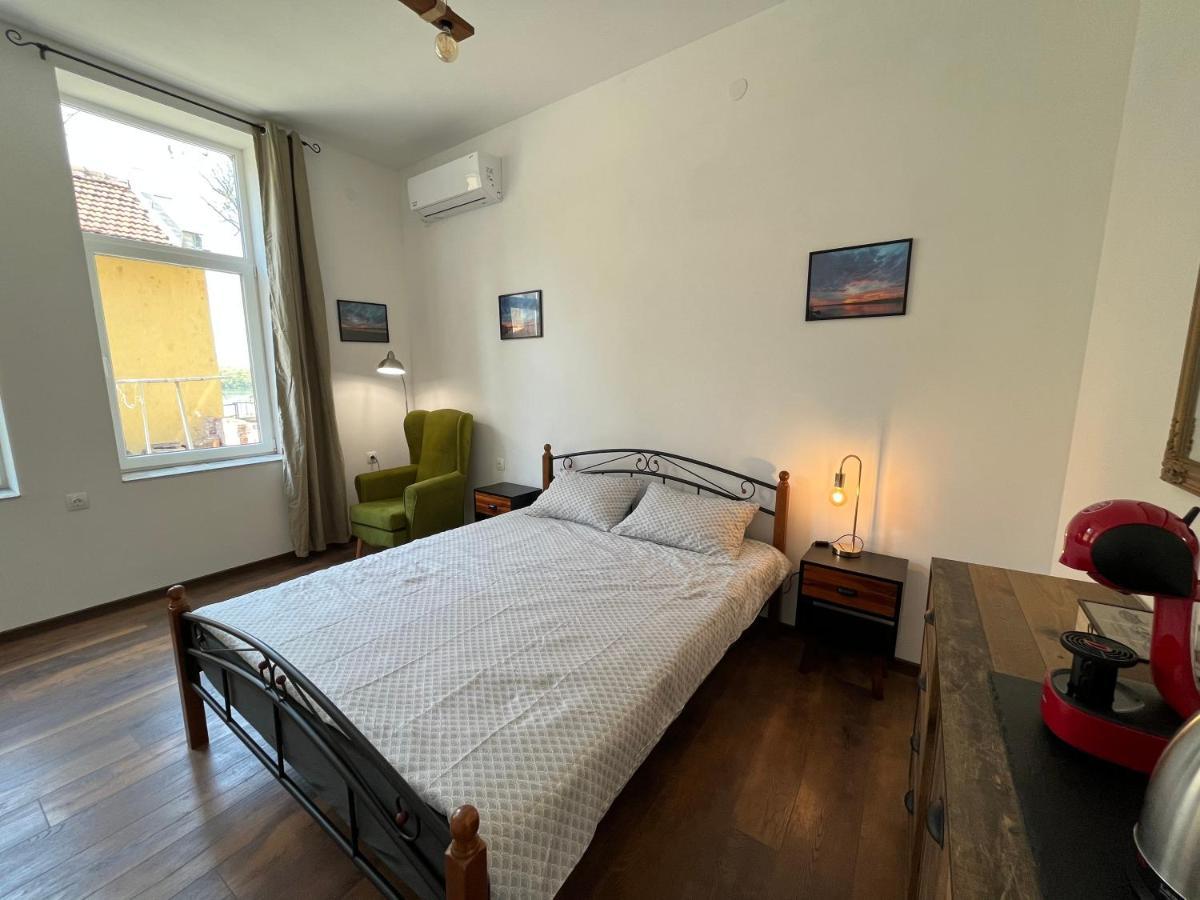 Prista Guest Rooms Ruse Exterior foto